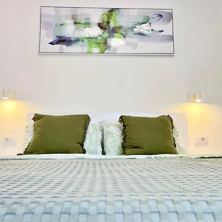 King Old Town Rab - Adults Only Apartment