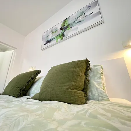 King Old Town Rab - Adults Only Apartment