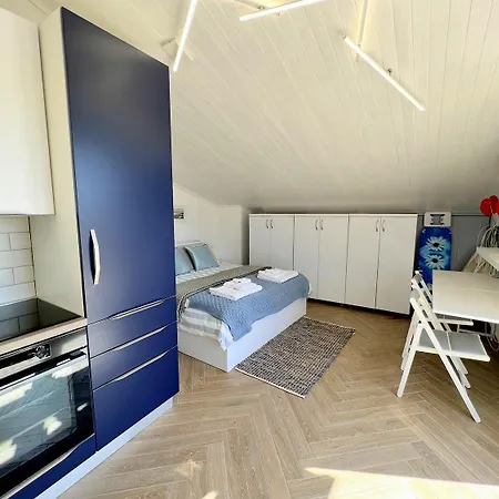 King Old Town Rab - Adults Only Apartamento Rab Town