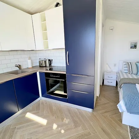 King Old Town Rab - Adults Only Apartment