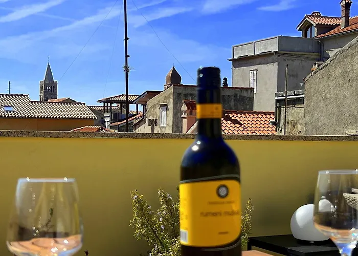King Old Town Rab - Adults Only Apartmán *