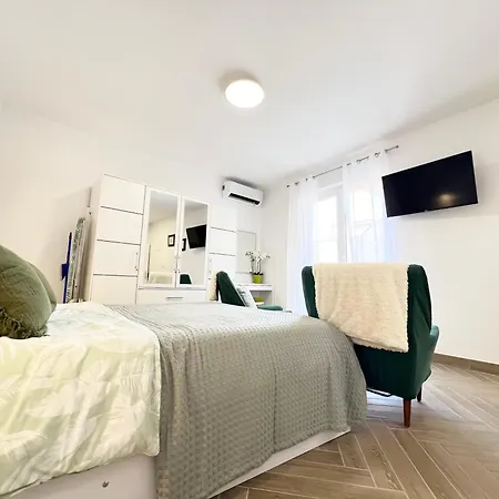 King Old Town Rab 2 - Adults Only