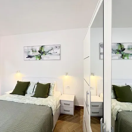 King Old Town Rab 2 - Adults Only *